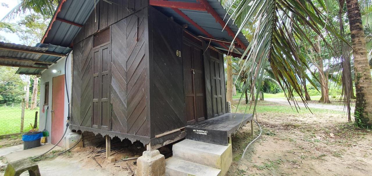 Chalet Kampong Semawar Куала-Кангсар Экстерьер фото