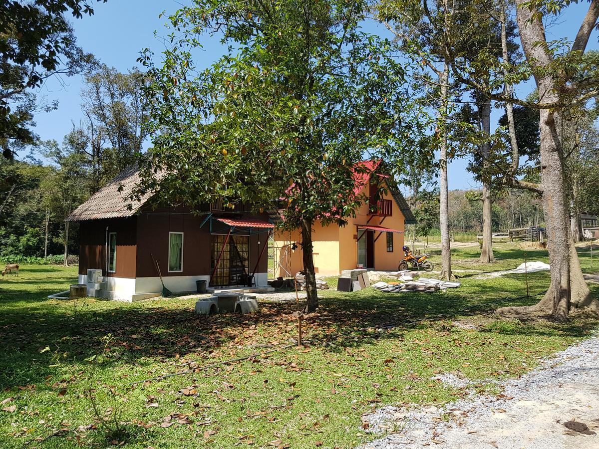 Chalet Kampong Semawar Куала-Кангсар Экстерьер фото